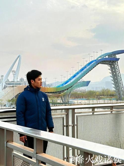 18记三分气势如虹! 花式主场秀燃爆首钢园! 18记三分气势如虹! 花式主场秀燃爆首钢园!